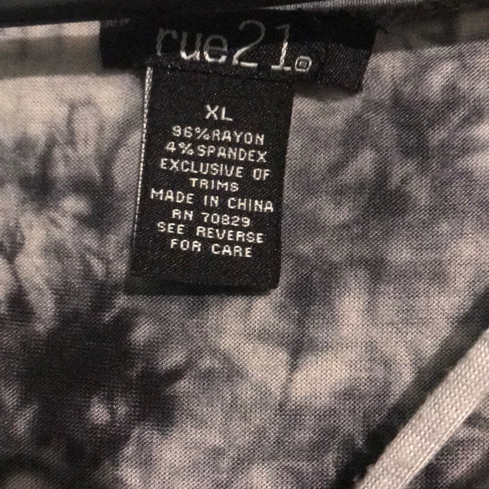 Shirt - Picture 3 of 3